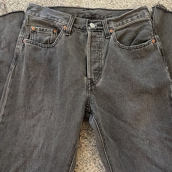 Levi’s black jeans 26 - Picture 3 of 4